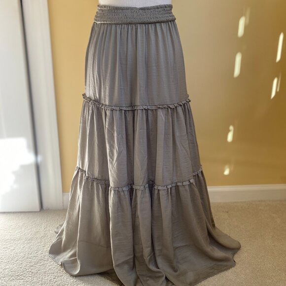PHILOSOPHY taupe gray tiered maxi skirt, sz S. - Picture 5 of 8